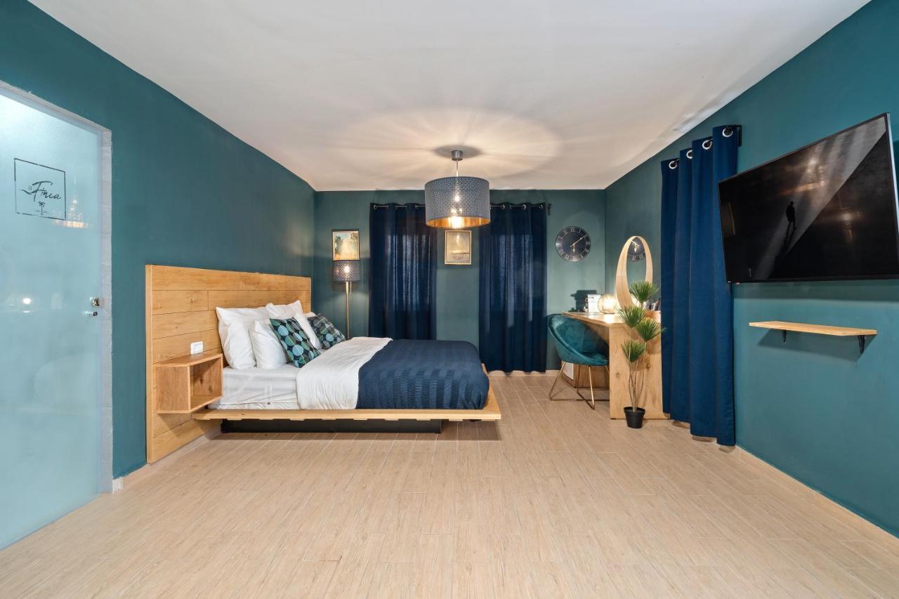 Hotel La Finca - Luxury Suites Hotel Μπερ Σεβά Εξωτερικό φωτογραφία