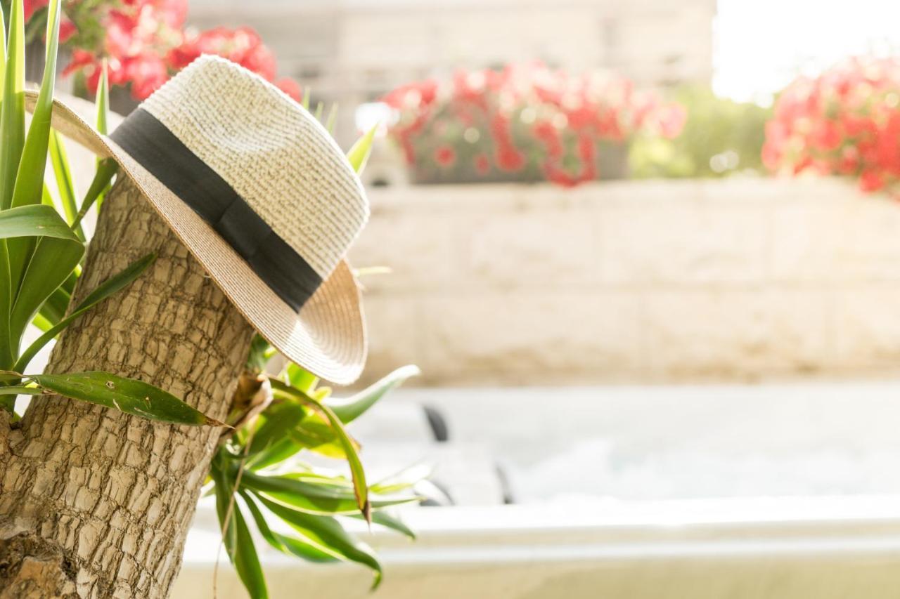 Hotel La Finca - Luxury Suites Hotel Μπερ Σεβά Εξωτερικό φωτογραφία